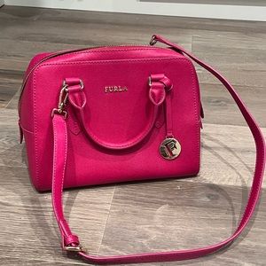 Furia pink bag in great condition